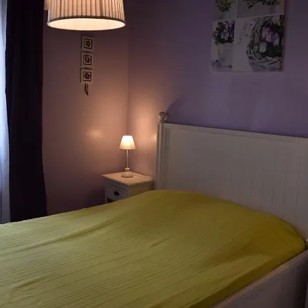 Ferme Du Lin : Angelin *