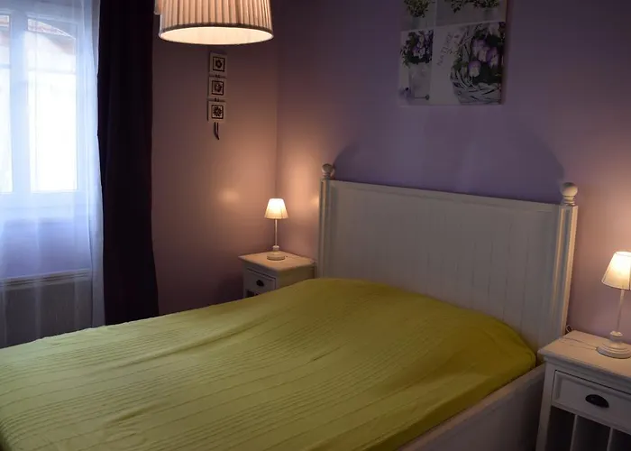 Ferme Du Lin : Angelin *